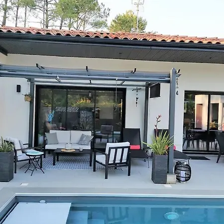Lucia, Moderne Avec Piscine Temperee, Ping Pong, Proche A Vieux-boucau Vieux-Boucau-les-Bains