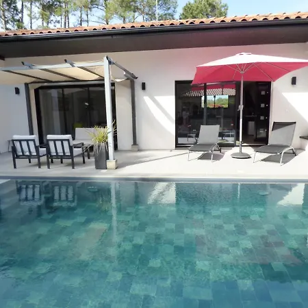 Lucia, Moderne Avec Piscine Temperee, Ping Pong, Proche A Vieux-boucau Villa *